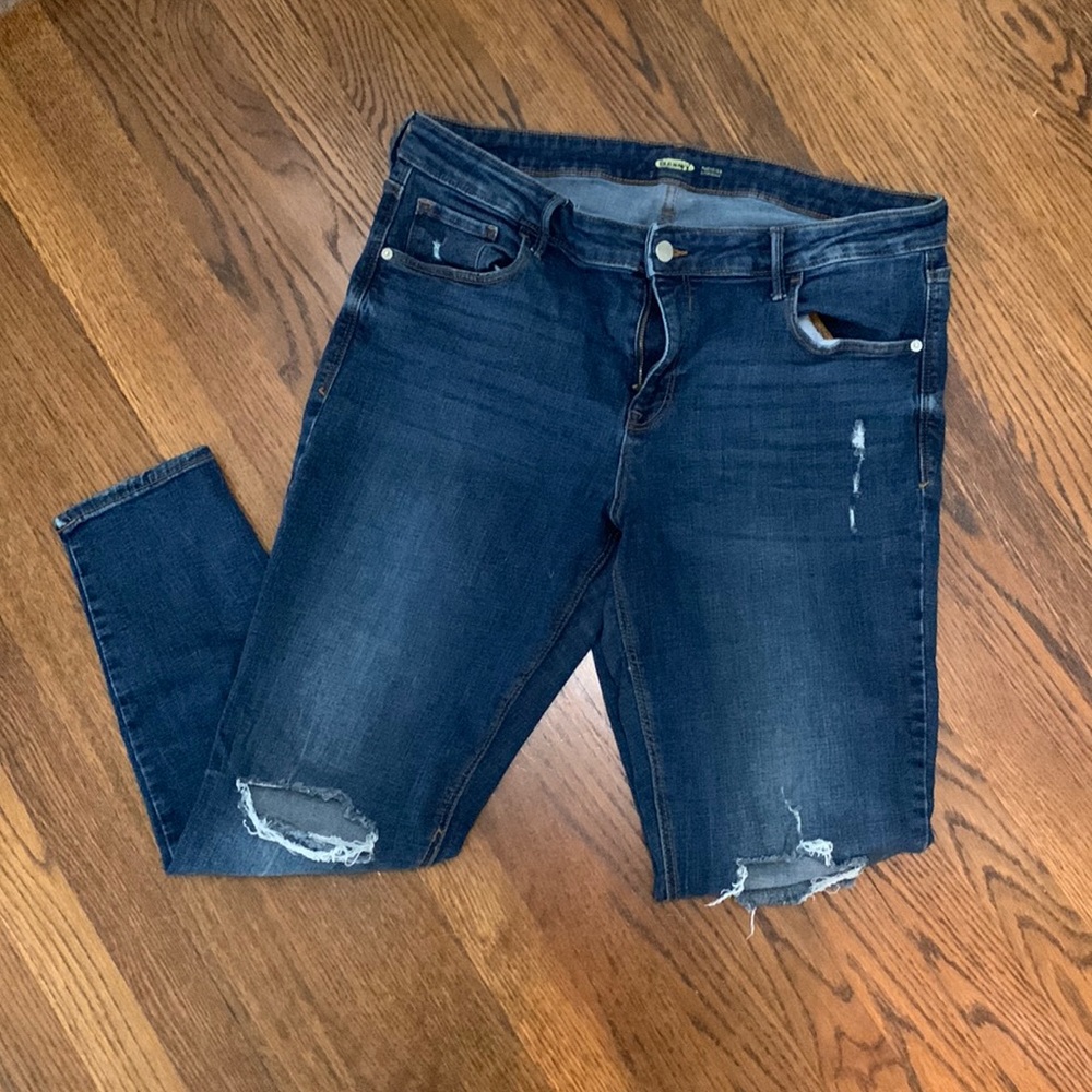 Old Navy Rockstar Super Skinny